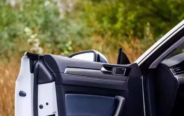 颜值逆天的Arteon 或跟豪华车抢市场