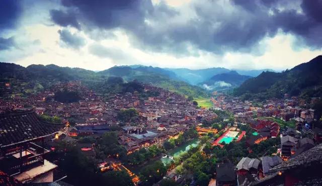 一款车坚守43年，只因它遵循传统又不断创新